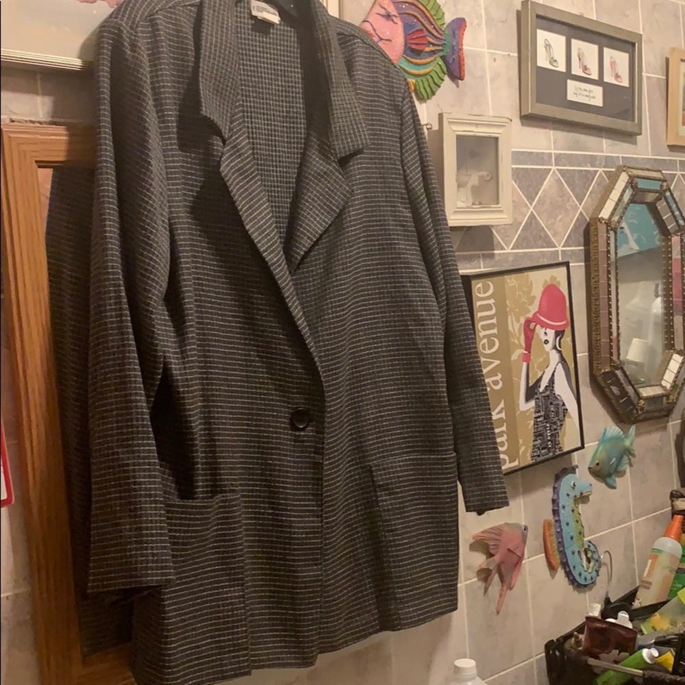 Modern essentials blazer